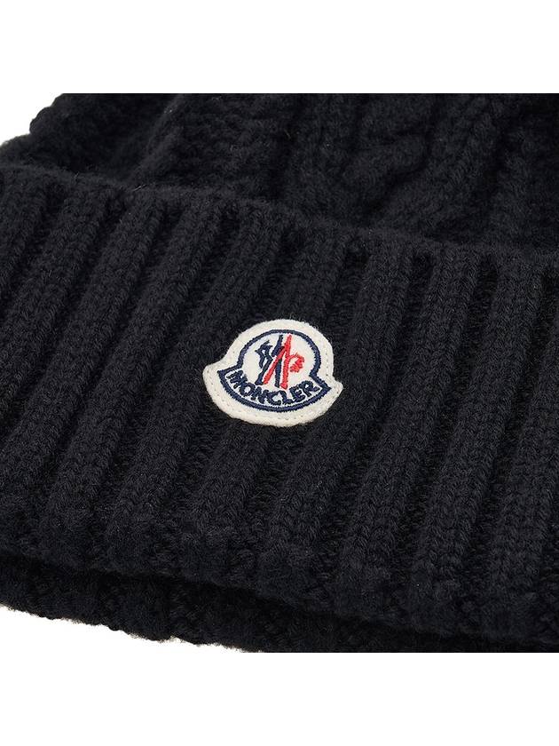 Foam Knit Beanie 3B00029 M4506 999 - MONCLER - BALAAN 6