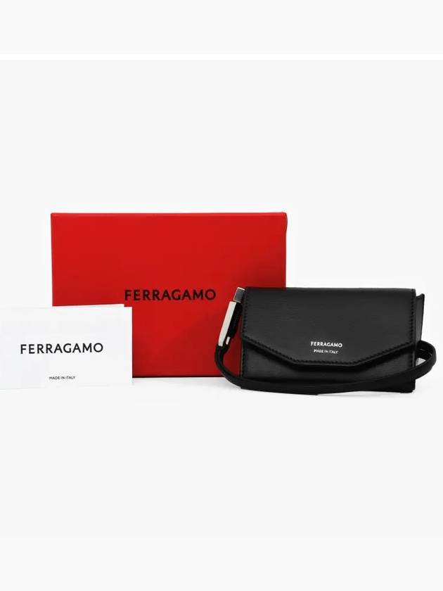 Strap Object Holder Pouch Bag Black - SALVATORE FERRAGAMO - BALAAN 4