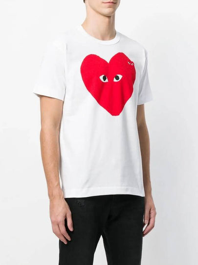 Men's Red Waffen Fig Twin Heart Short Sleeve T-Shirt White AZ T220 051 1 - COMME DES GARCONS - BALAAN 2