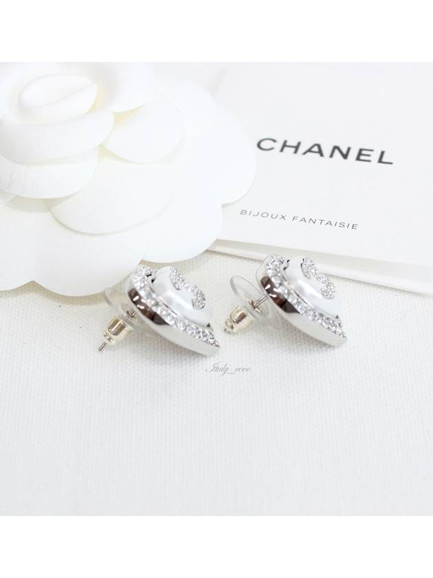 stud earrings metal strass silver pearly white crystal - CHANEL - BALAAN 4