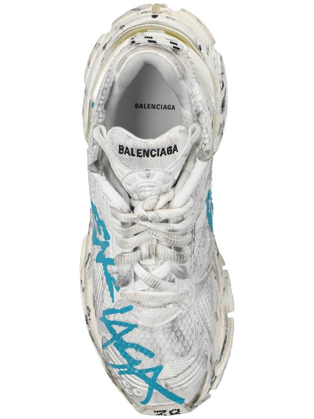 Runner Graffiti Low Top Sneakers White - BALENCIAGA - BALAAN 7