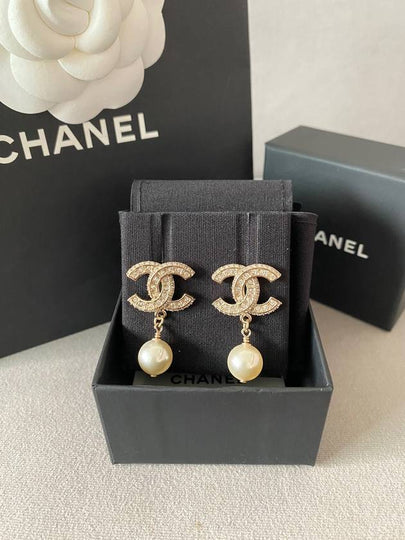 CC Metal Logo Pearl Earrings Gold - CHANEL - BALAAN 2