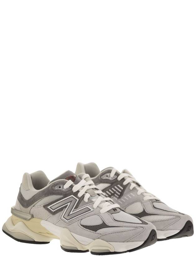 9060 - Sneakers - NEW BALANCE - BALAAN 4