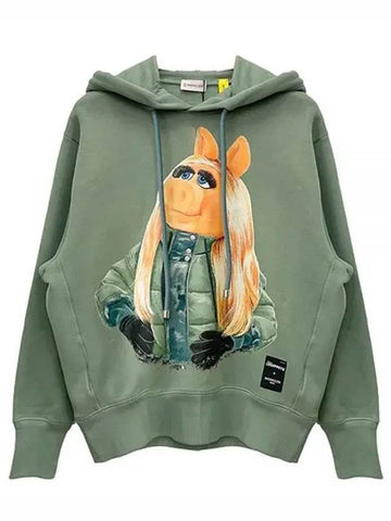 The Muppet Motif Women s Hood Green 8G00001 M2496 81D 1212929 - MONCLER - BALAAN 1