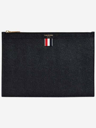 Pebble Grain Three Stripes Zipper Small Clutch Bag Black - THOM BROWNE - BALAAN 2