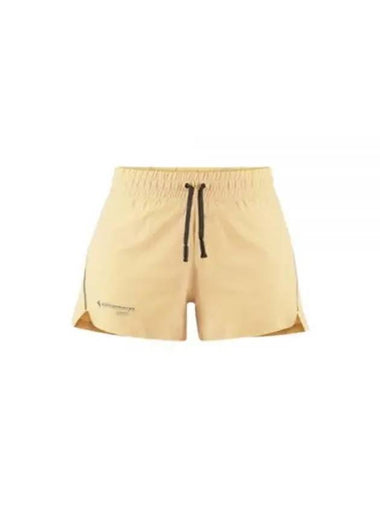 Women's Laufey Shorts Chaya Sand - KLATTERMUSEN - BALAAN 1