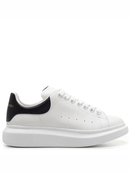 Oversized Leather Tab Low Top Sneakers White - ALEXANDER MCQUEEN - BALAAN 2