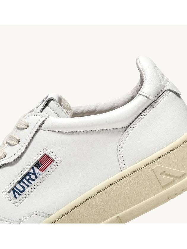 Medalist Leather Low Top Sneakers White - AUTRY - BALAAN 7