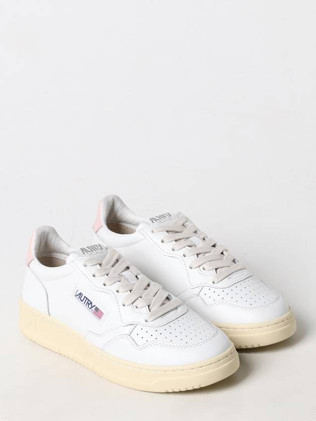 Medalist Pink Tab Leather Low Top Sneakers White - AUTRY - BALAAN 3