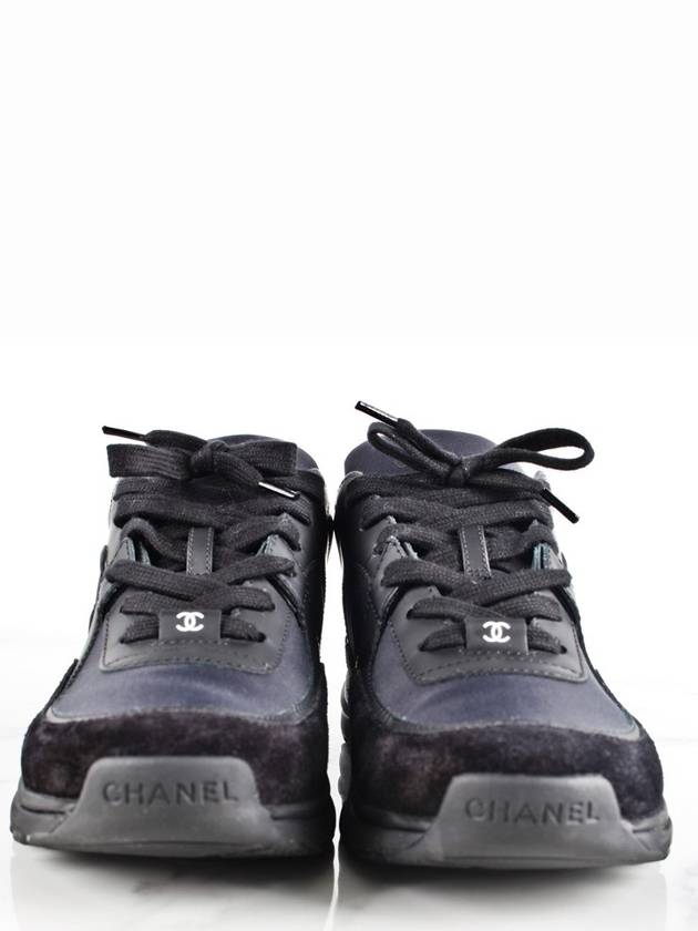 cc logo cruise sneakers 38 domestic 250 - CHANEL - BALAAN 3