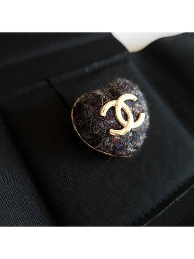 Tweed CC logo heart brooch gray - CHANEL - BALAAN 1