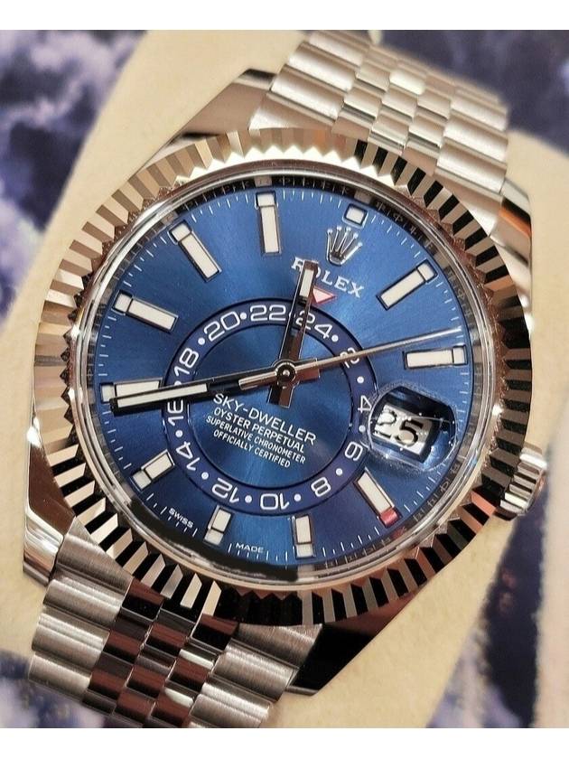 Skydweller Blue Plate Jubilee Steel 21 Years - ROLEX - BALAAN 4