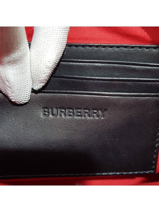 Vintage check cross body bag 8010152 - BURBERRY - BALAAN 9