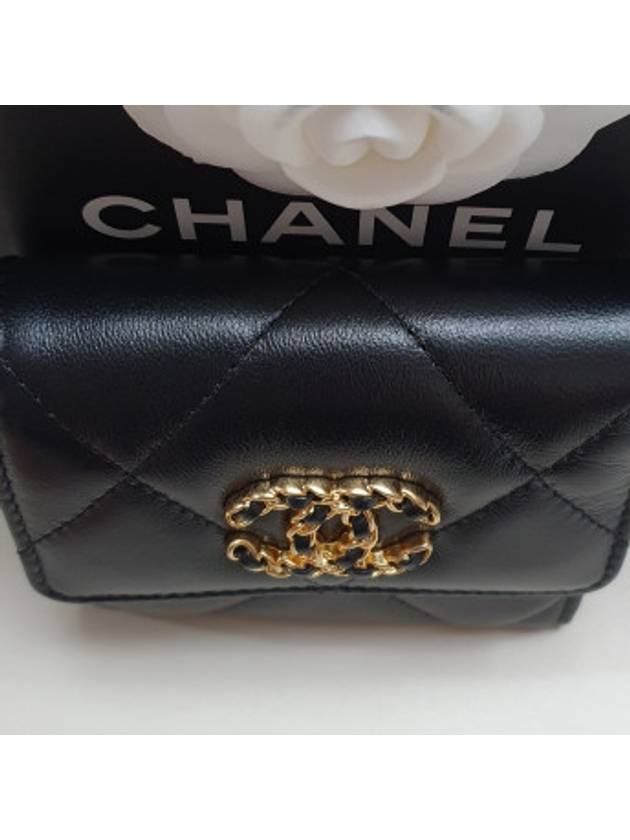 Small 19 Flap Wallet Lambskin Gold Black - CHANEL - BALAAN 4