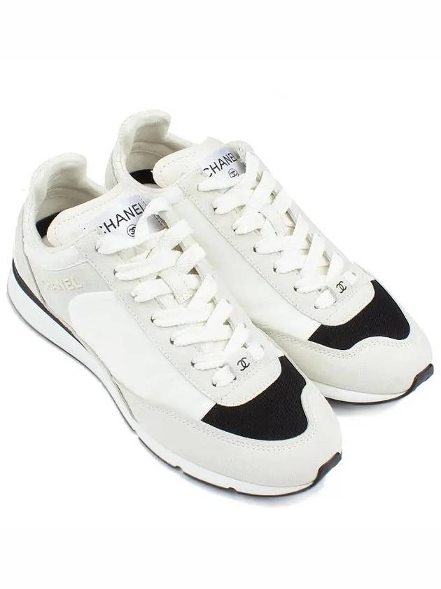 Logo Low Top Sneakers White - CHANEL - BALAAN 4