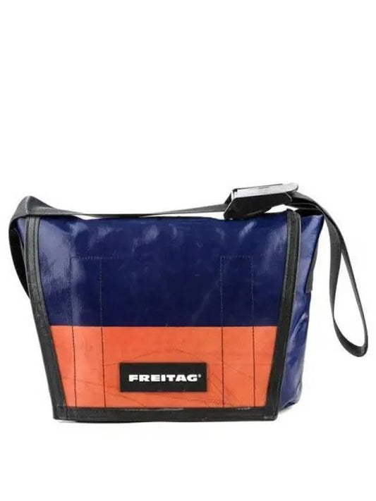 Unisex LASSIE cross bag F11 0616 270602 - FREITAG - BALAAN 1