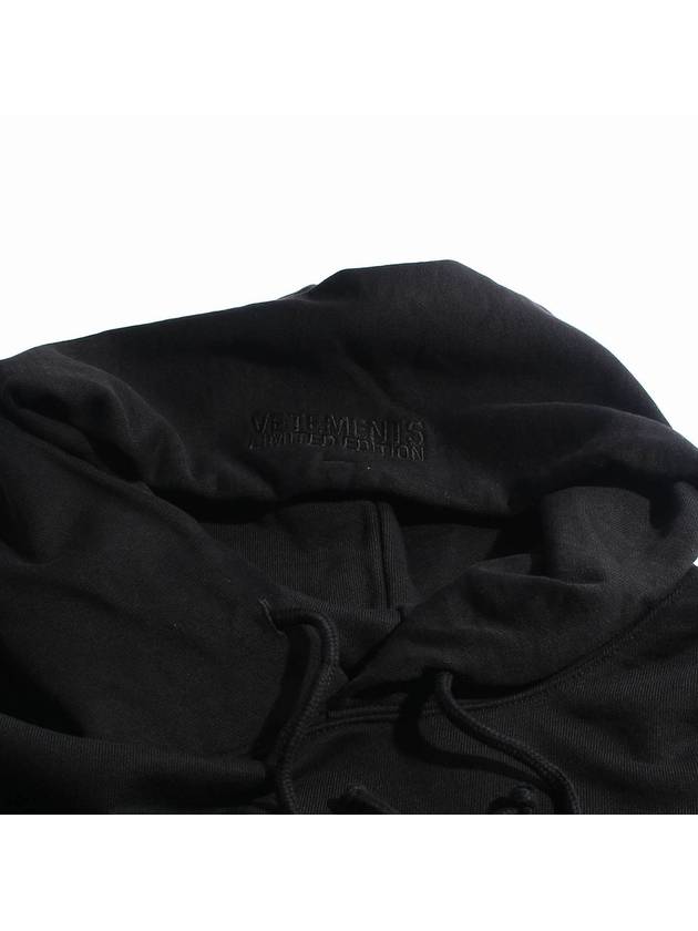 Chest Logo Hoodie Black - VETEMENTS - BALAAN 5