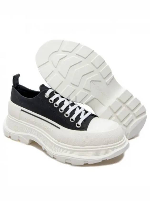 Tread Slick Platform Low Top Sneakers Black White - ALEXANDER MCQUEEN - BALAAN 2