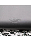 VLNT Logo Calfskin Clutch Bag Black - VALENTINO - BALAAN 4