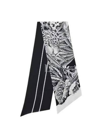 Animalier Print Silk Scarf White Black - SALVATORE FERRAGAMO - BALAAN 2