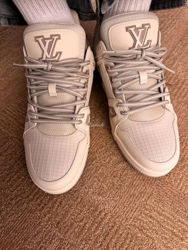 LV Trainer Low Top Sneakers White - LOUIS VUITTON - BALAAN 3