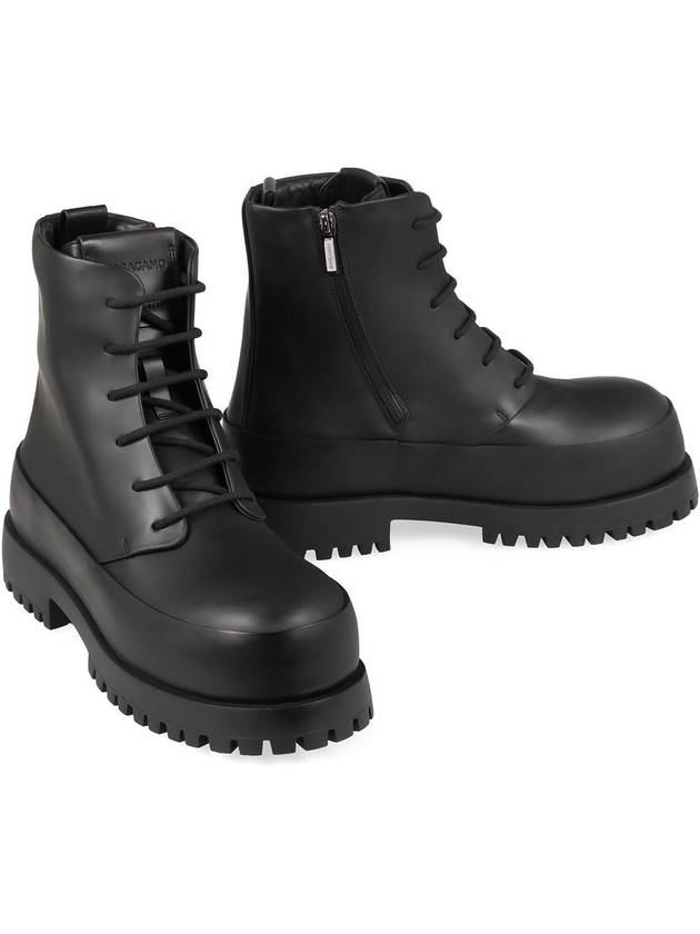 24 ss Rubberized Leather Combat Boots FERRAGAMO 0219840766278 005NE B0230567038 - SALVATORE FERRAGAMO - BALAAN 4