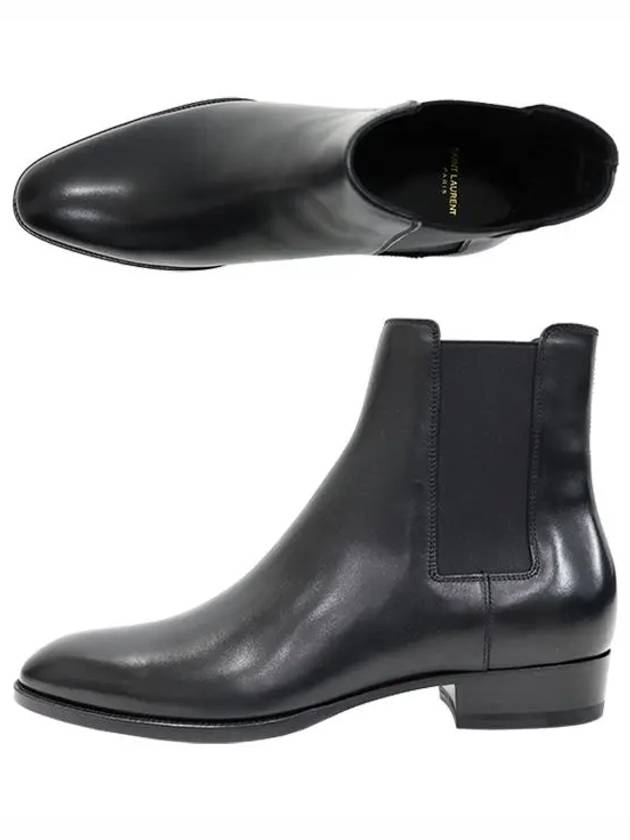 Classic Wyatt Chelsea Boots Black - SAINT LAURENT - BALAAN 2