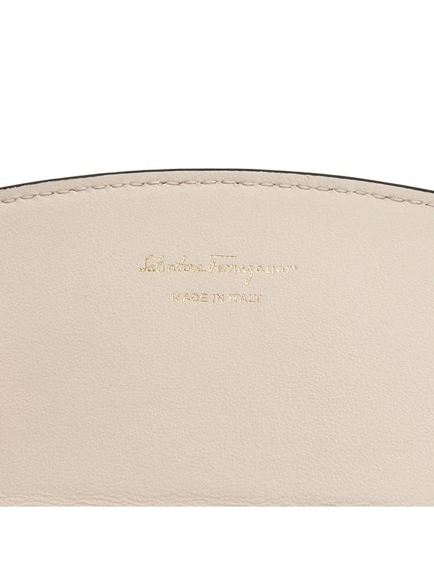 Ferragamo 22 E065 NEW BIANCO 0759917 Women s Business Card Wallet - SALVATORE FERRAGAMO - BALAAN 7