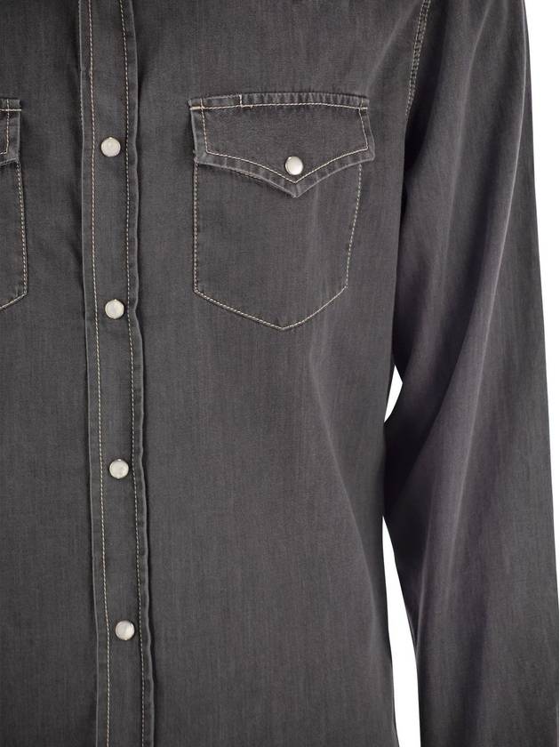 Easy fit shirt in light denim with press studs - BRUNELLO CUCINELLI - BALAAN 4