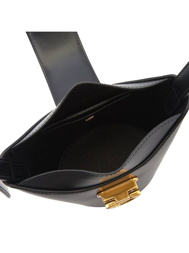 Small Trifolio Shoulder Bag Black - SALVATORE FERRAGAMO - BALAAN 7