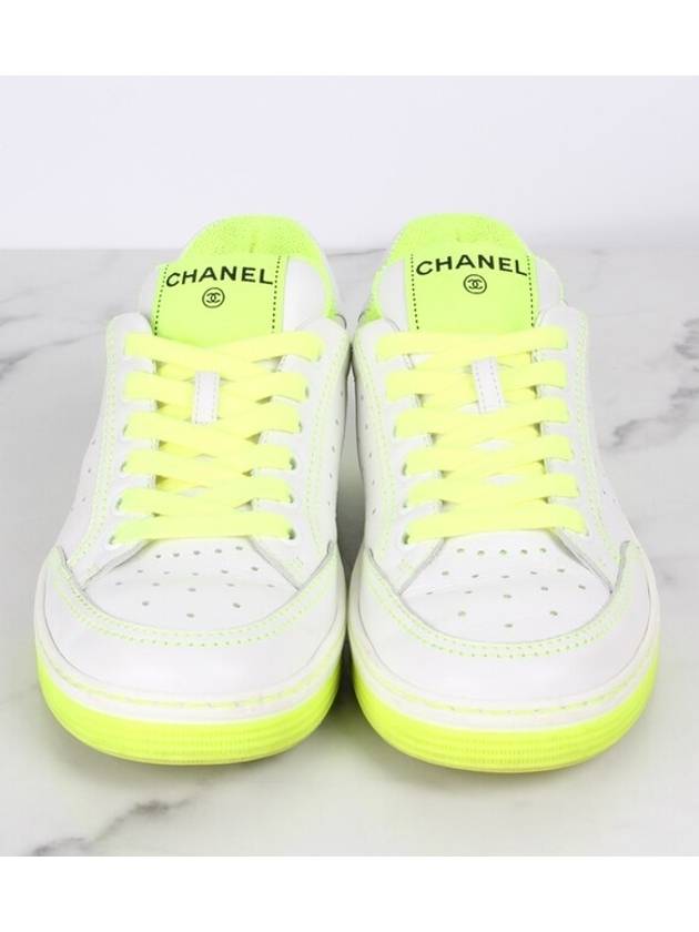 Back logo yellow sneakers 36 5 235 - CHANEL - BALAAN 3