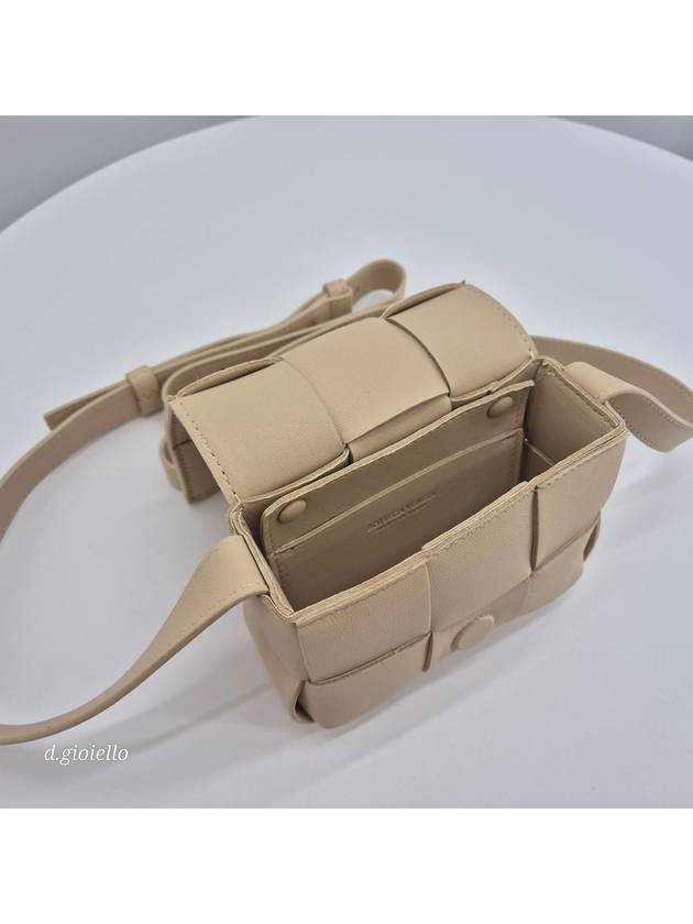 Intrecciato Cassette Small Cross Bag Porridge - BOTTEGA VENETA - BALAAN 4