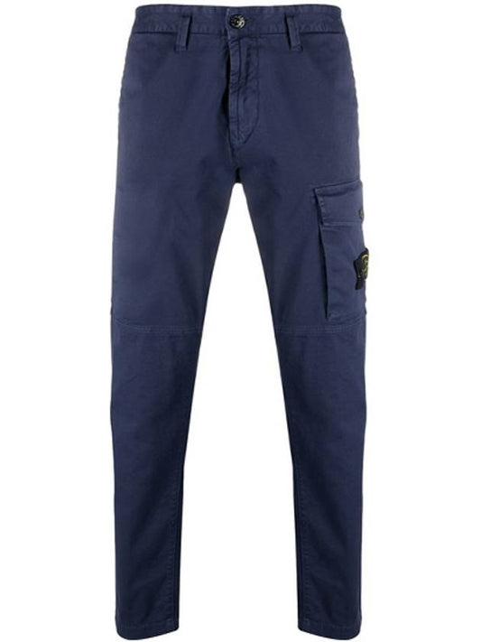 20FW 7315312L1 V0128 Wappen Patch One Pocket Cargo Pants Blue Navy Men’s Pants TEO - STONE ISLAND - BALAAN 1