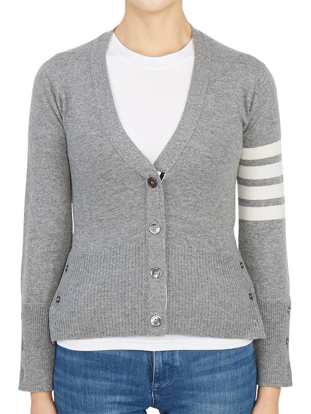 4-Bar V-Neck Cashmere Cardigan Light Grey - THOM BROWNE - BALAAN 3