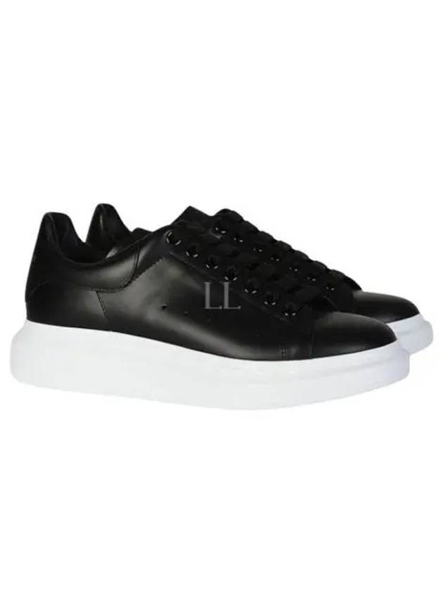 Oversized Leather Low Top Sneakers Black - ALEXANDER MCQUEEN - BALAAN 2