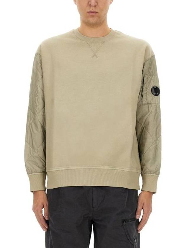 Diagonal Raised Fleece Mixed Quilted Crew Neck Sweatshirt Beige - CP COMPANY - BALAAN 2