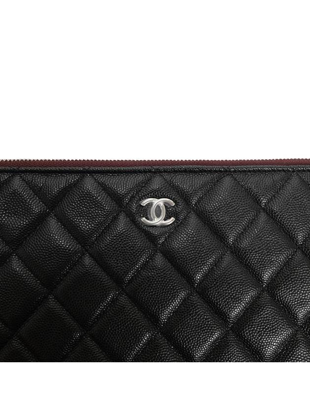 Medium Classic Clutch Bag Caviar Leather & Silver Black - CHANEL - BALAAN 3