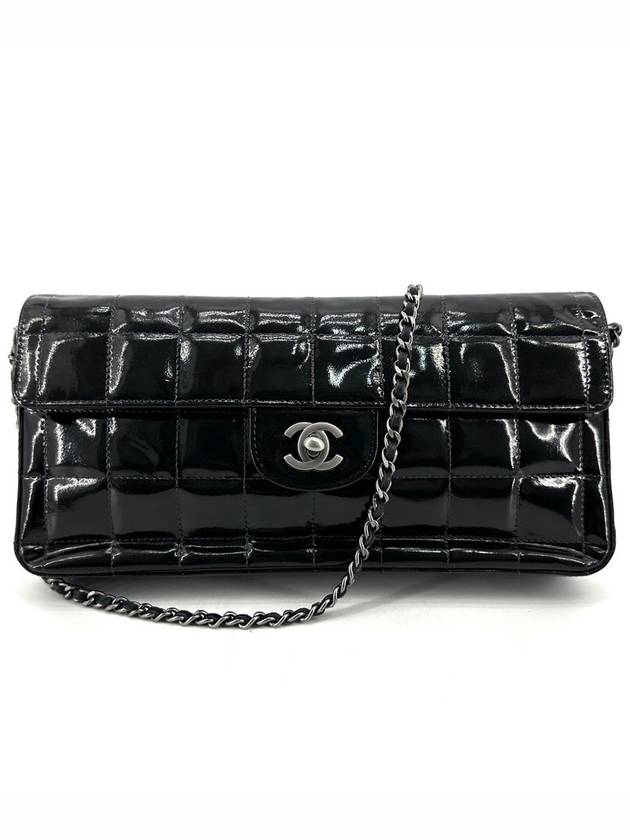 Patent chocolate bar shoulder bag - CHANEL - BALAAN 2