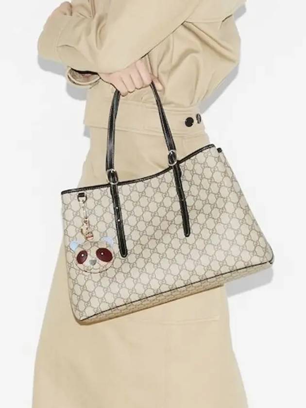 GG Emblem Medium Shoulder Bag Beige Black - GUCCI - BALAAN 4