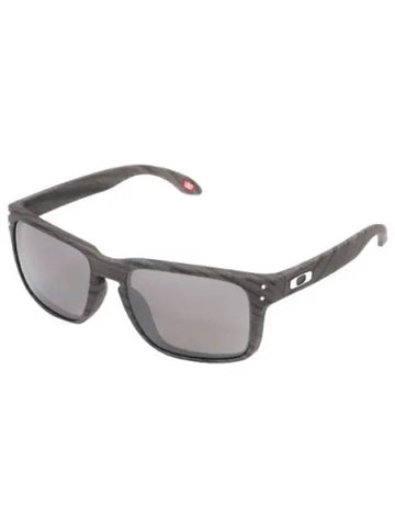 Holbrook Woodgrain Prism Black Polarized Glasses Sports Sunglasses - OAKLEY - BALAAN 1