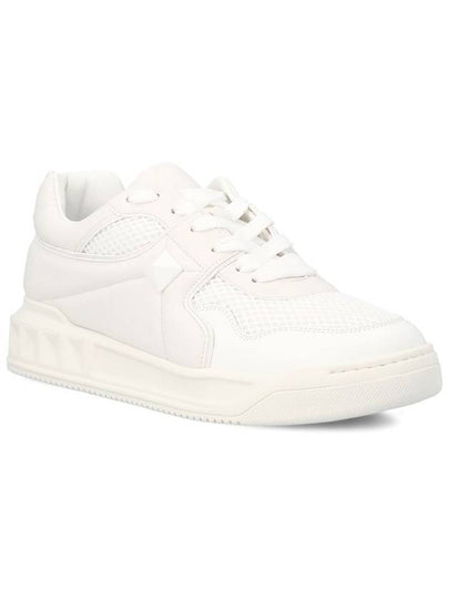 Valentino Garavani Sneakers White - VALENTINO - BALAAN 2