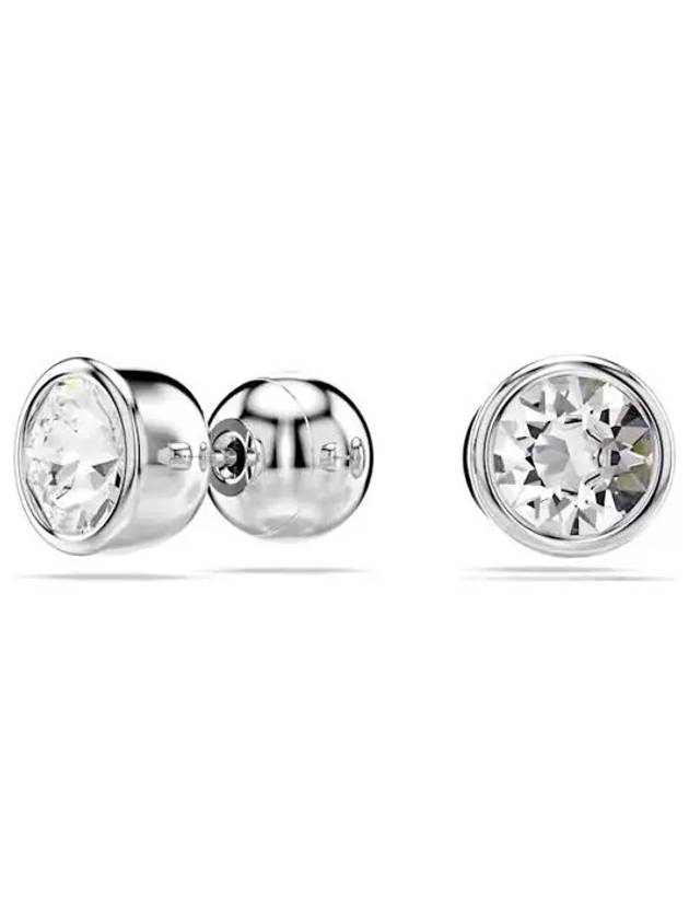 Imber Crystal Stud Earrings Silver - SWAROVSKI - BALAAN 3