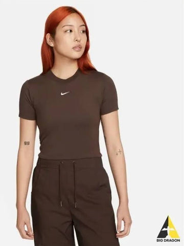 Women s Sportswear Essential Slim Fit Crop T Shirt 237 - NIKE - BALAAN 1