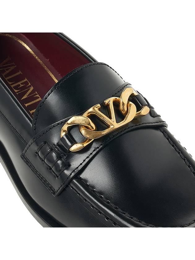 V logo signature chain loafers black - VALENTINO - BALAAN.