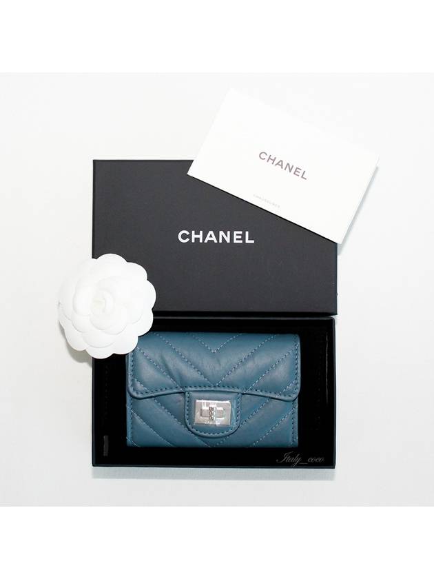 2 55 Chevron Vintage Lambskin Snap Card Wallet Blue Gray Silver A80831 B06751 NR651 - CHANEL - BALAAN 10