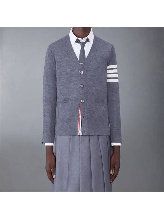 Men's Sustainable Classic Diagonal Wool Cardigan Medium Grey - THOM BROWNE - BALAAN 3