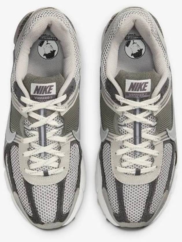 Zoom Vomero 5 Premium Low Top Sneakers Grey - NIKE - BALAAN 6