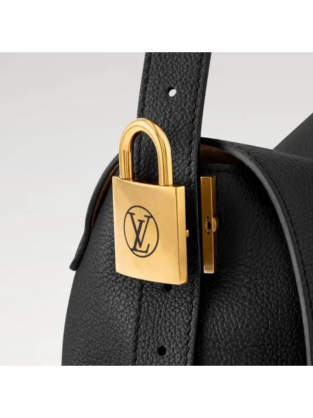 Low Key Messenger Shoulder Bag Black - LOUIS VUITTON - BALAAN 3