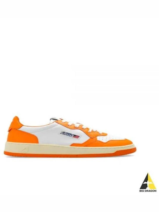 Men's Medalist Low Leather Sneakers Orange - AUTRY - BALAAN 2