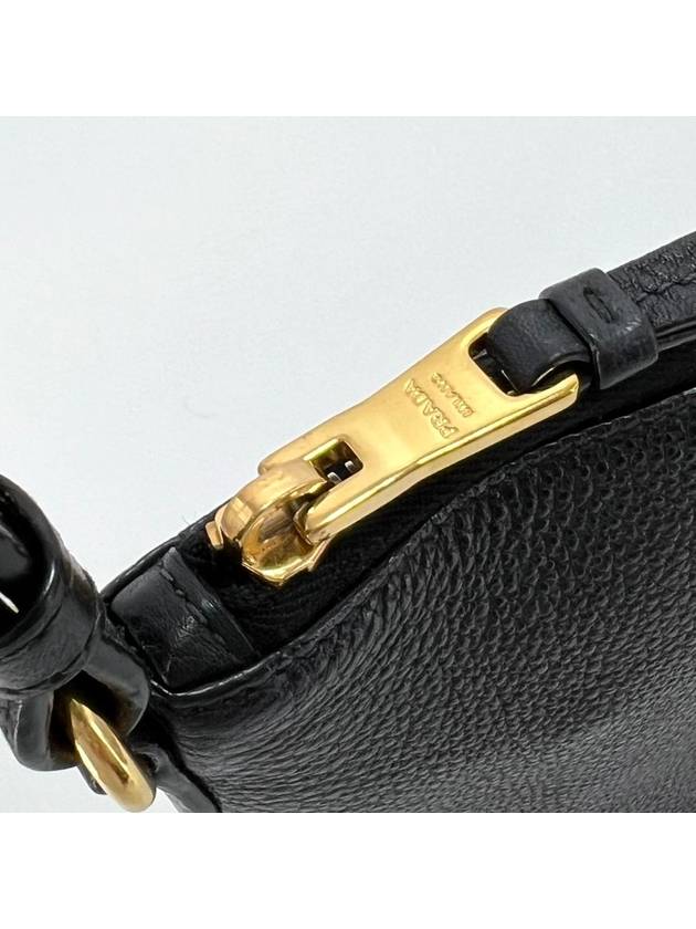 Vitello Dino triangle logo cross bag black - PRADA - BALAAN 8